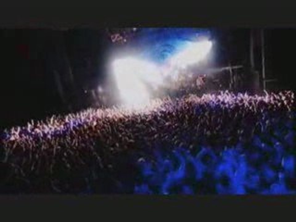 Dir En Grey - Agitated Screams of Maggots (live)
