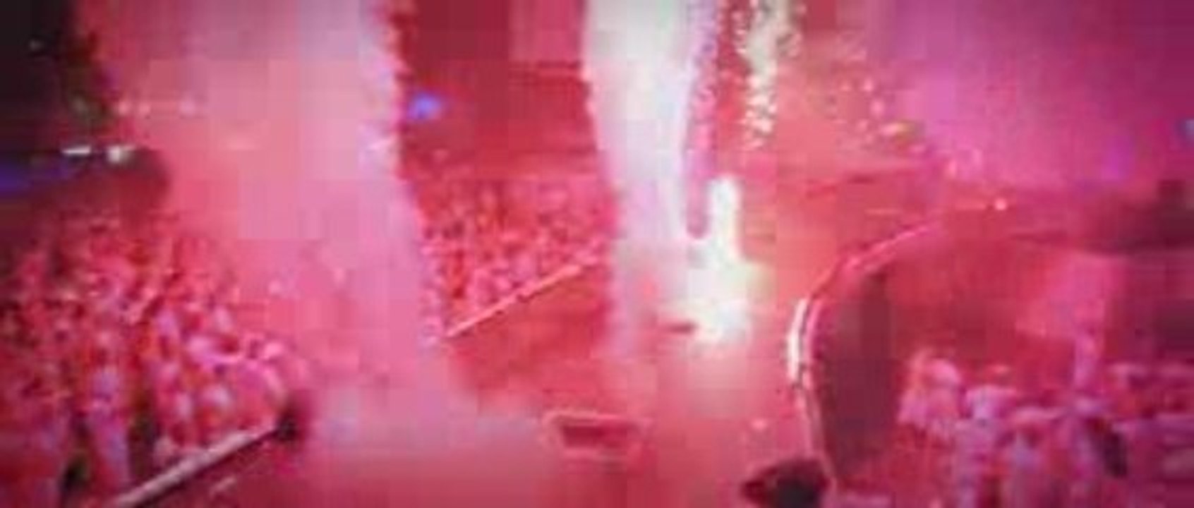 Trailer Sensation White Wicked Wonderland: Pologne 2009