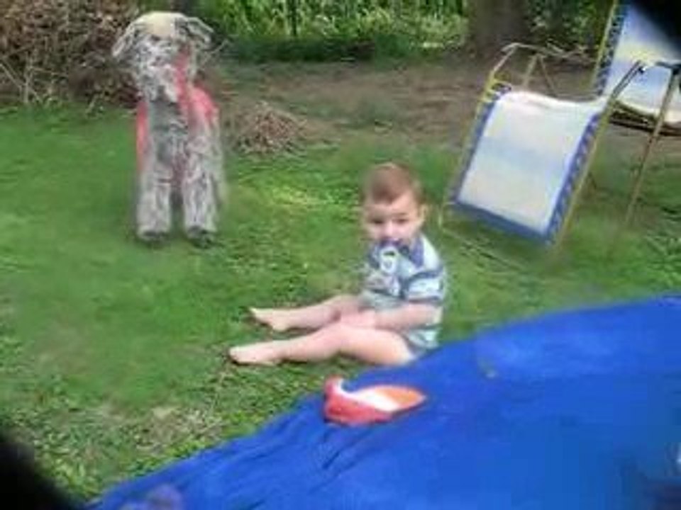 ELOUAN AU JARDIN 010809