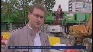 Démolition de la passerelle à Croix-Rouge - JT France 3