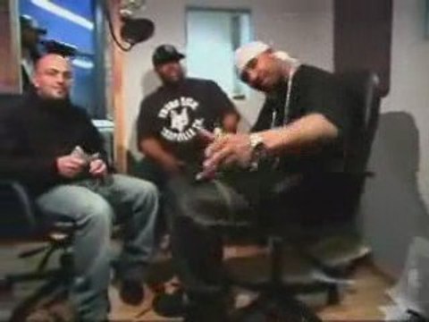 Roi Heenok - Interview défoncé dans ses studios Part 1/2