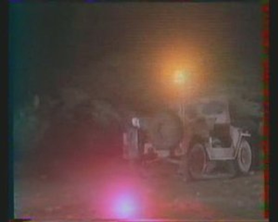 rare serie police 2000 " l'extraterrestre " ( partie 3 ) .
