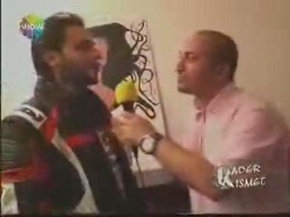 ISMAIL YK-Konser Öncesi Repörtac Ceko ile Kader Kismet