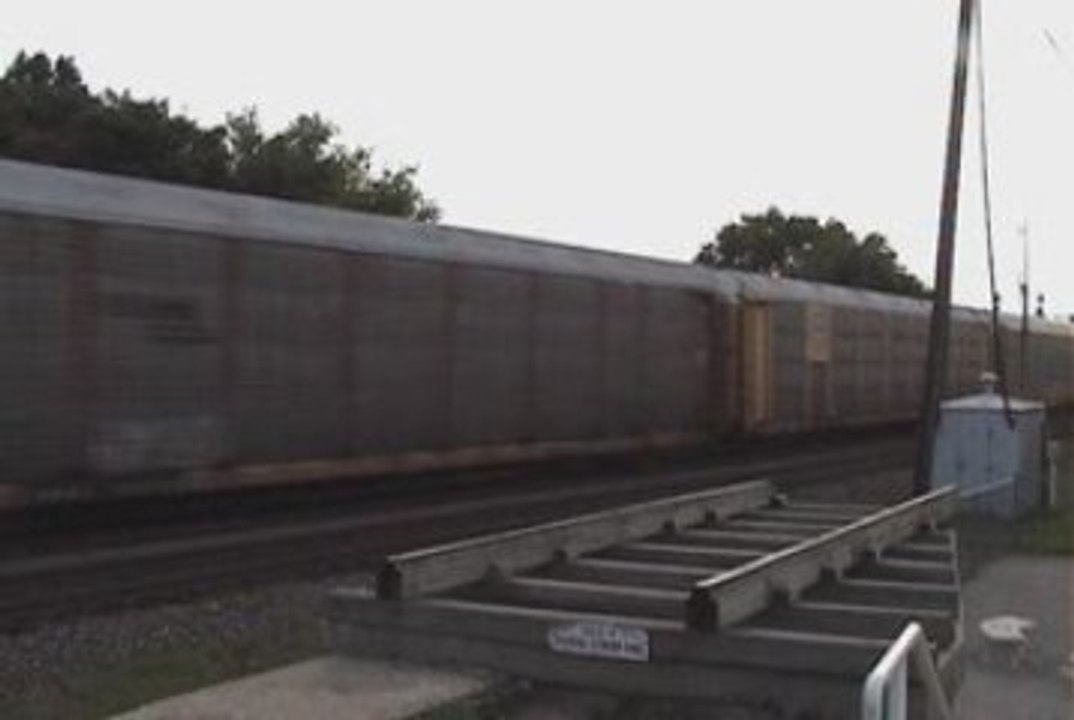 BNSF: Intermodal And Autoracks E.B.