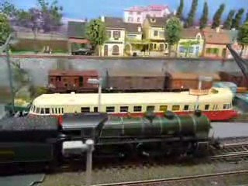 Loco vapeur 231 K.BAY sonorisée et fumigène