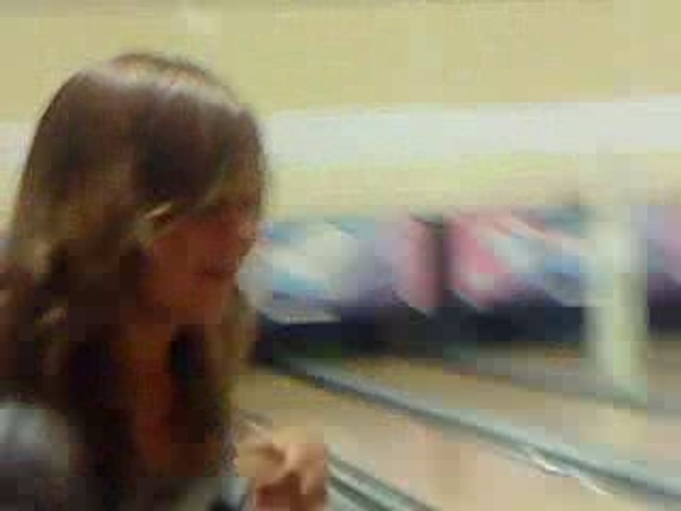 Vanessa fait deux rigoles !