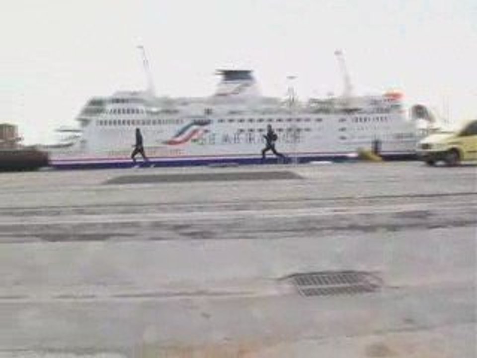 VIOLENCES POLICIERES ENVERS LES MIGRANTS A CALAIS Août 2009