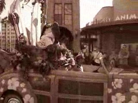 parade disney cars Walt Disney studio noir et blanc