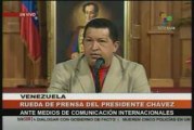 Presidente Chávez califica de chantaje acusación de Uribe