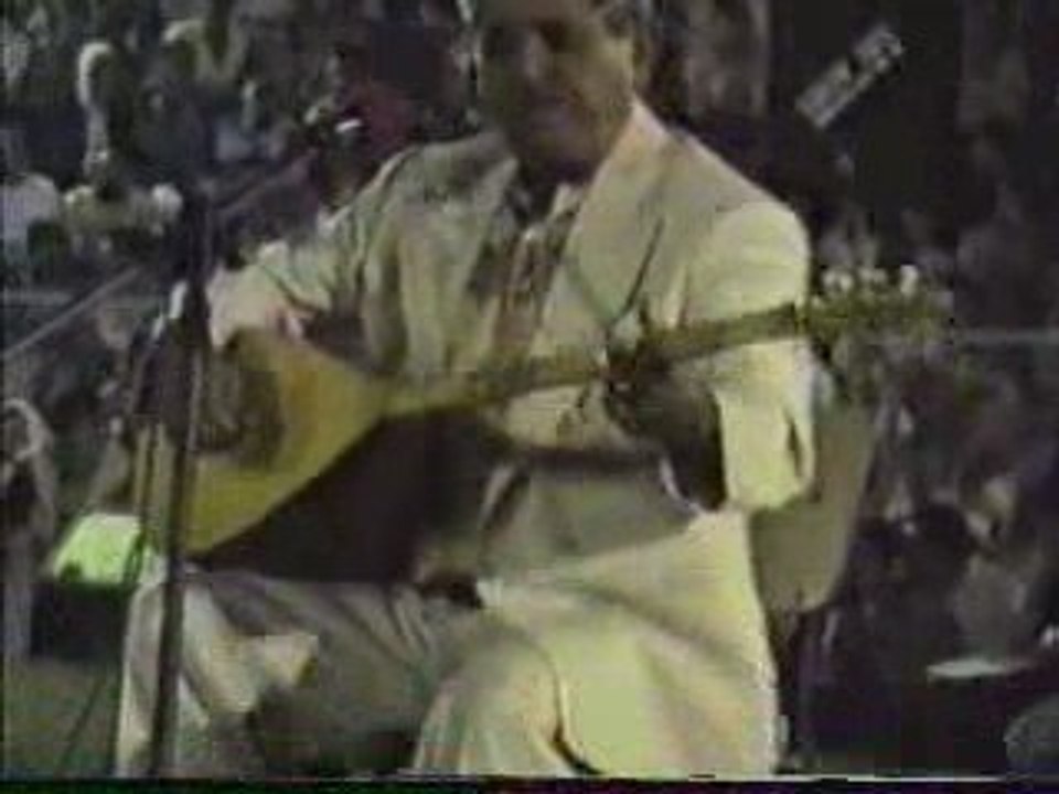 Asik Mahzuni Serif Dumanli dumanli