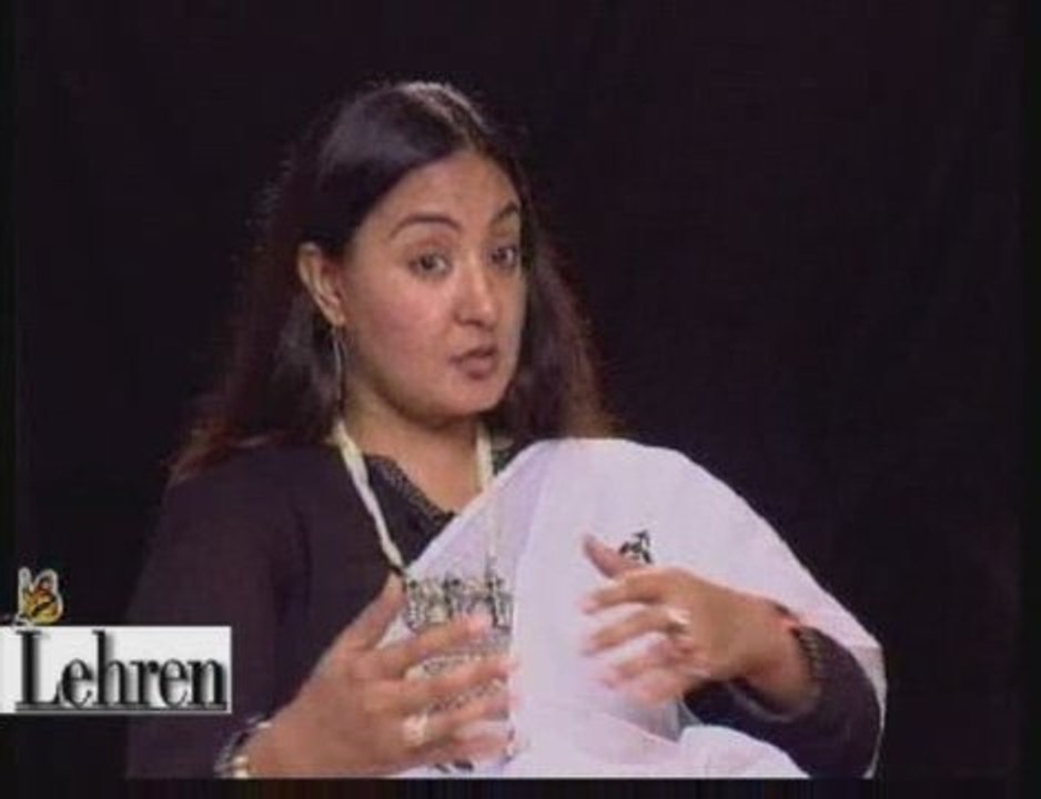 Jaspinder Narula singing for Lehren