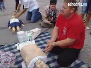 Ratownicy uczyli udzielania pierwszej pomocy