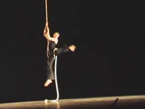 Circus Guide Entertainment Agency - Aaron - Aerial Rope Act