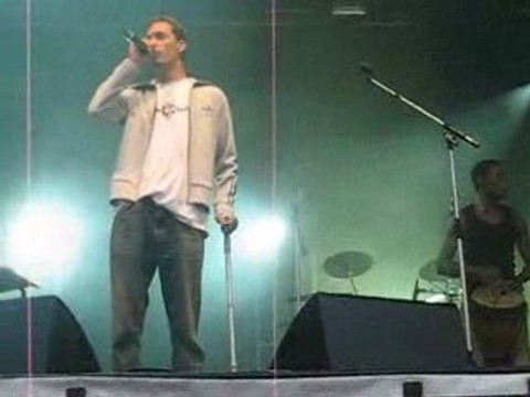 Grand Corps Malade - Je dors sur mes deux oreilles - live