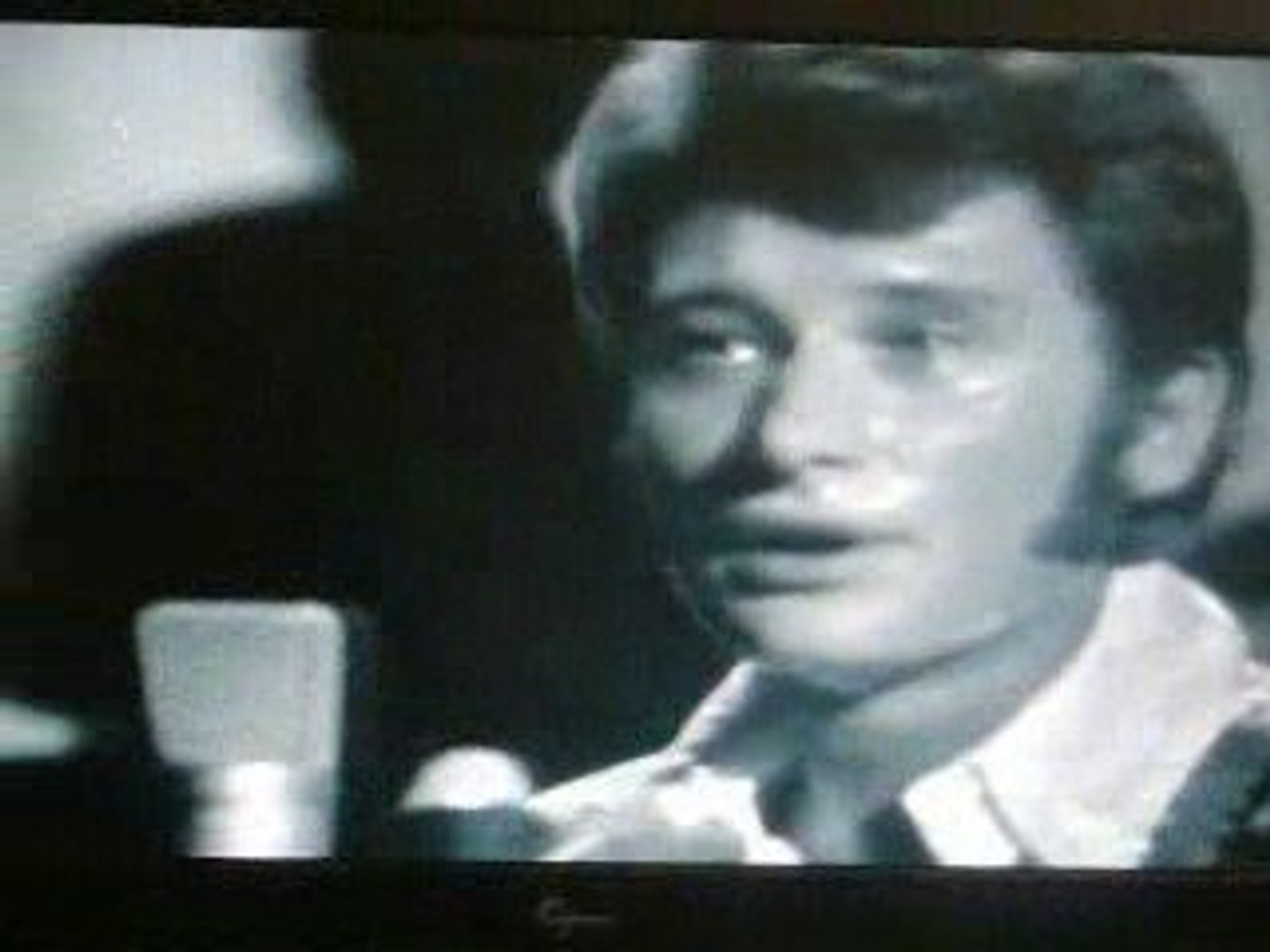 ⁣johnny hallyday j ai crie a la nuit 1967