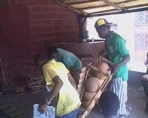 Visite des enfants au musée de la music de Bobo Dioulasso