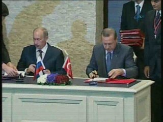 Türk Ve Rus Yetkililer Enerji Protokolune İmza Attı