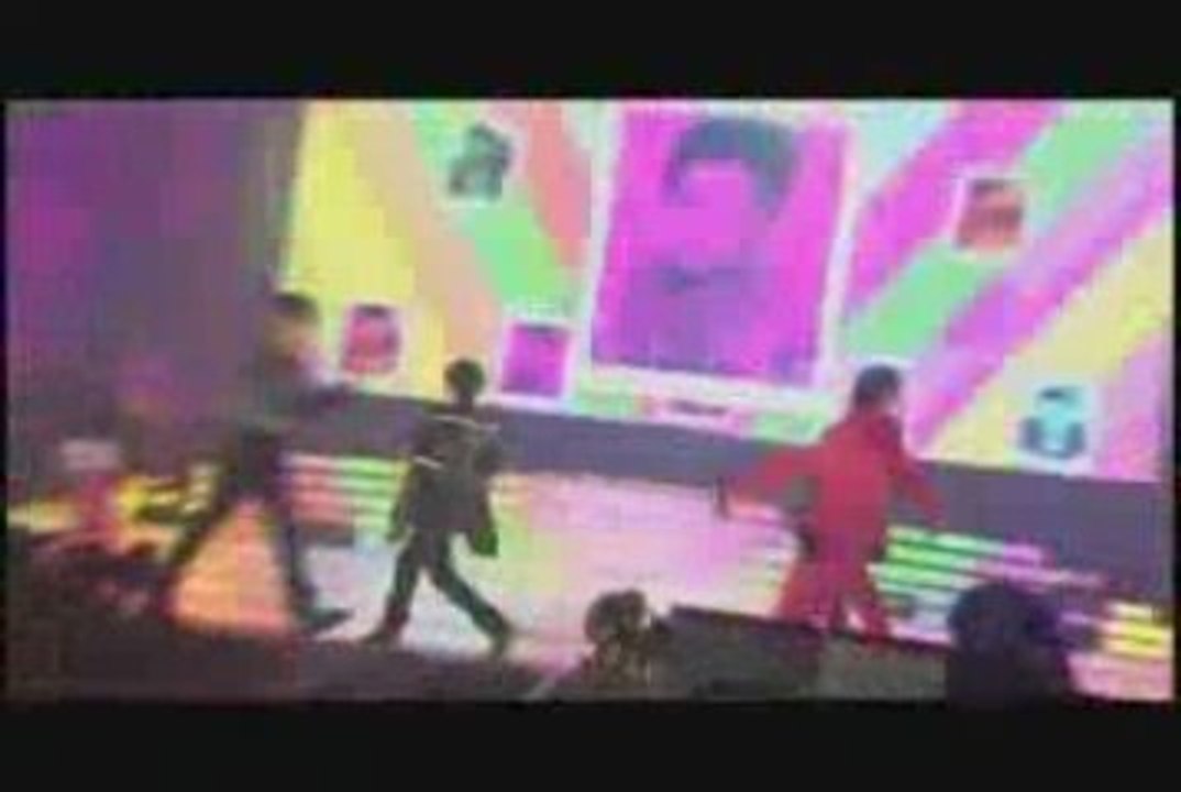Big Bang concert big show - Baby baby (part 14)