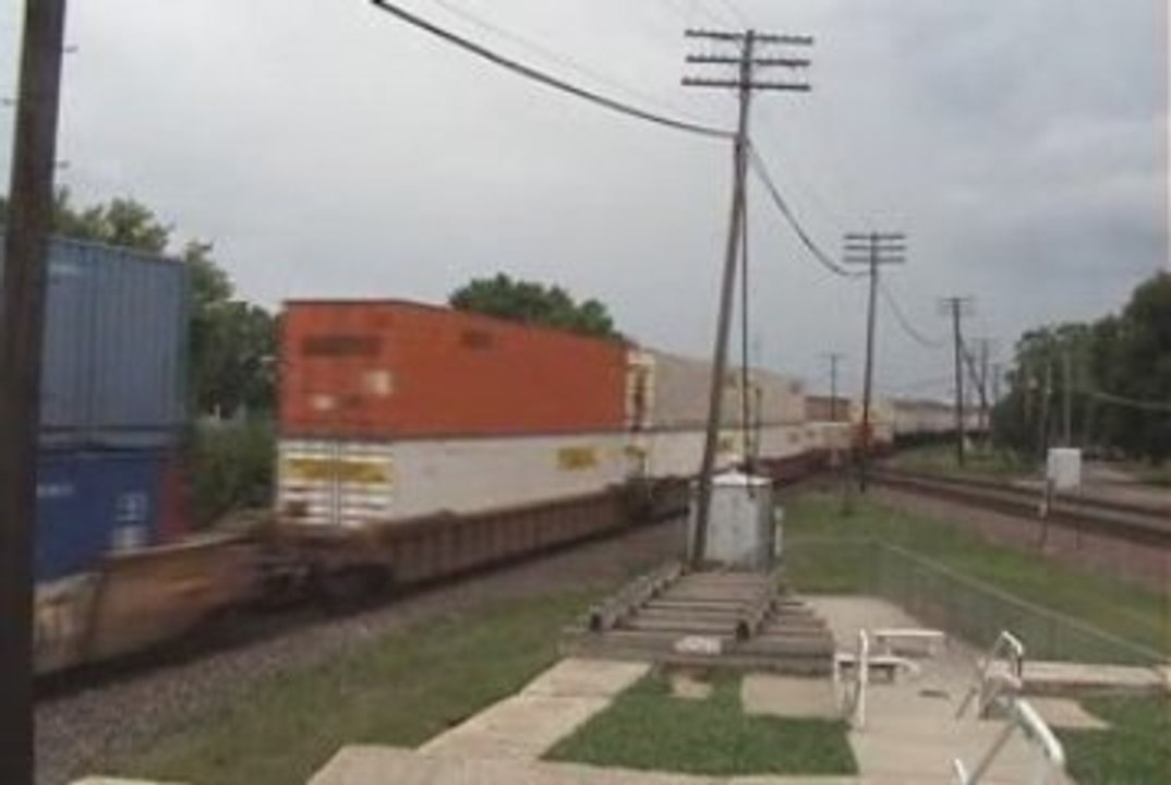 BNSF: intermodal E.B.