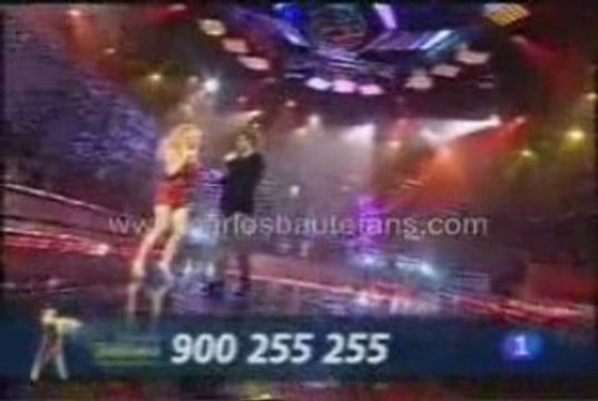 CARLOS BAUTE Y MARTA SANCHEZ COLGANDO EN TUS MANOS DUETO