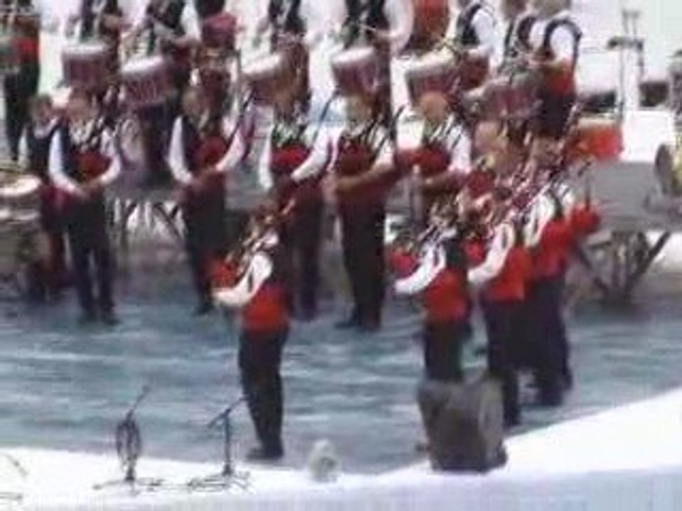 Le bagad Bro Kemperle