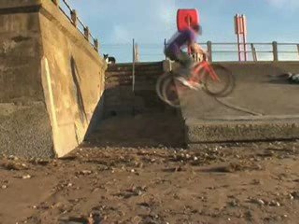 Chris Akrigg trial brakeless...