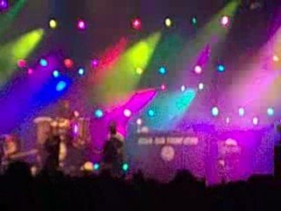 Asian Dub Foundation - Chien a Plumes - Langres 2009