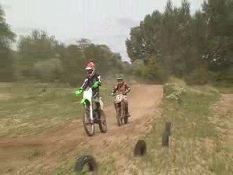 attention laurent y a fafab qui te va te d' oublai