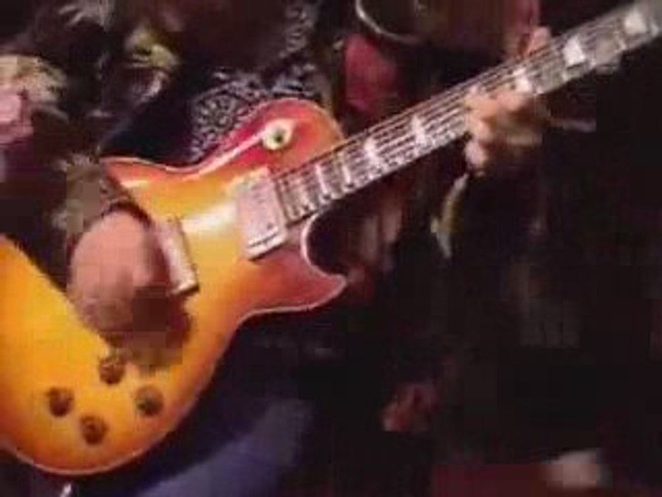 Lynyrd Skynyrd - Call Me the Breeze (Live 75)