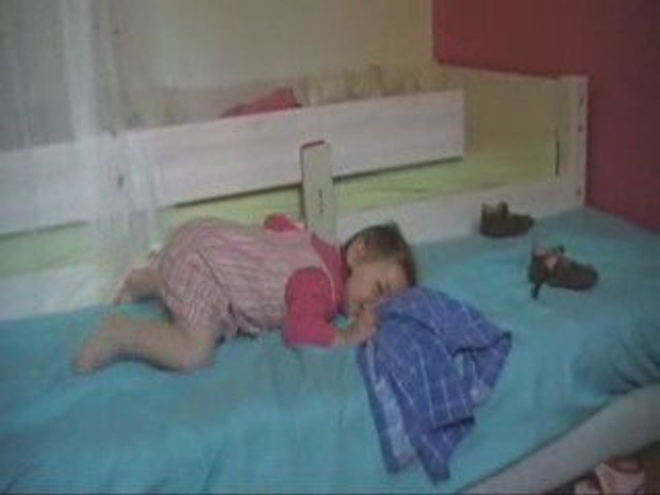 090808_chambre_Lalie