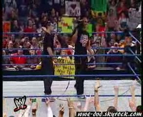 WWE Smackdown - The Rock en caméraman.. & le Royal Rumble !!