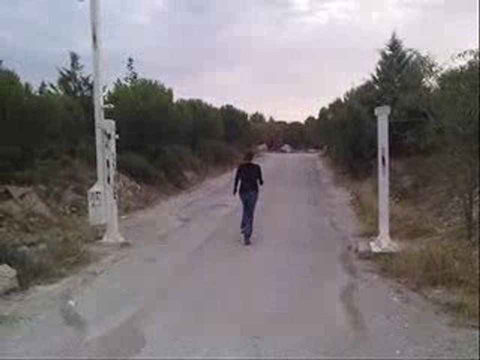 Latiatia un peu émechée