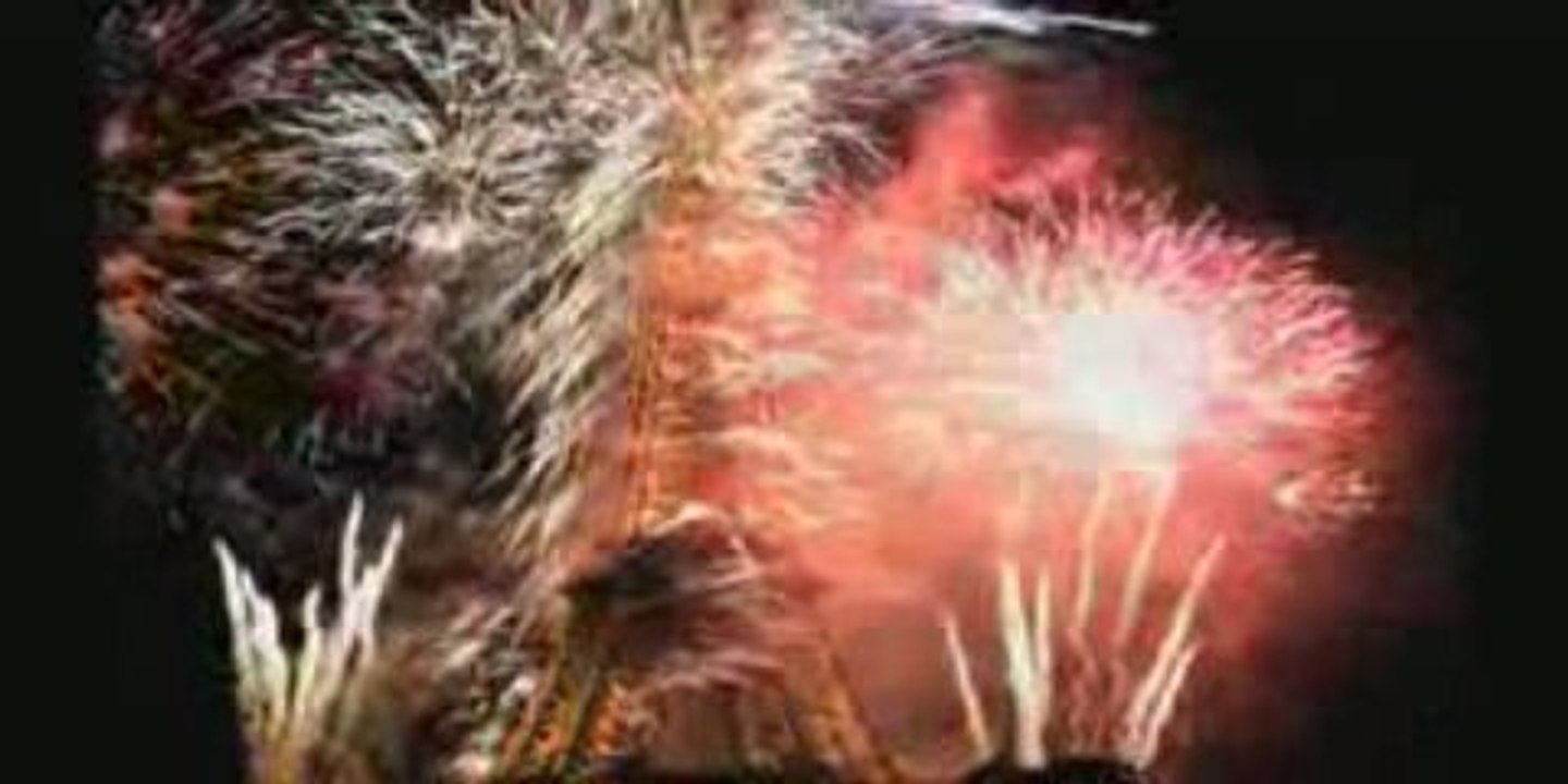 2009 Feux D'artifice 14 juillet Paris Tour Effeil