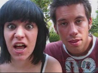 Clip sur ''Seul et célibataire'' des Fatals Picards