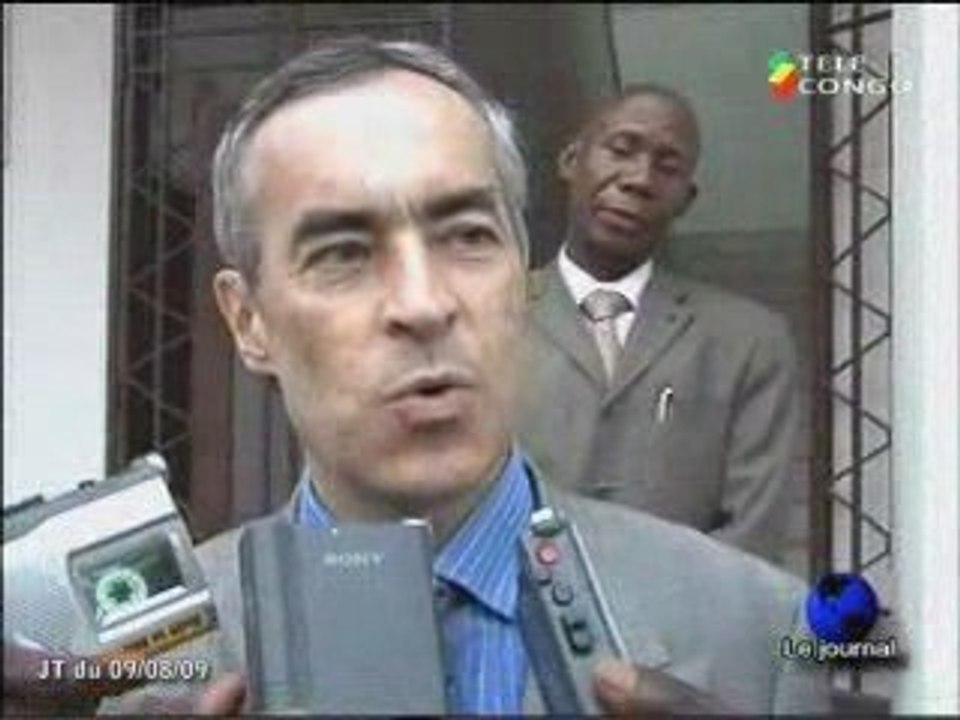 Entretien entre Alain Akouala Atipault et Nicolas Normand