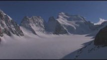 Marche sur le glacier Blanc dans les hautes-alpes