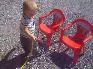 Oui Oui sous la douche