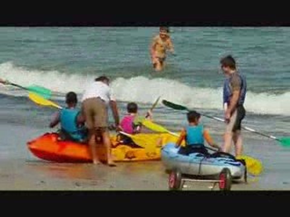 Sunny sand of Saint-Enogat