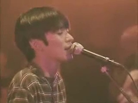 日なたの窓に憧れて スピッツ Live 動画 Dailymotion