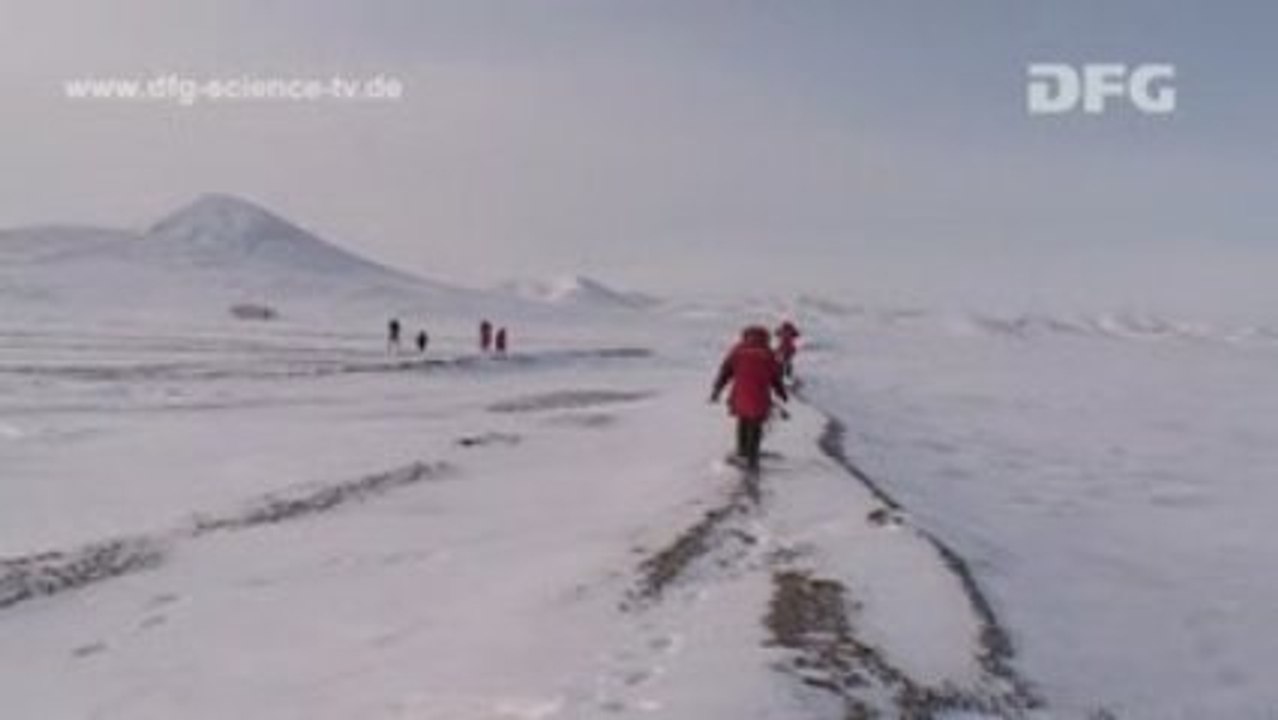 Polar Archive - 01 - Adventure in Ice