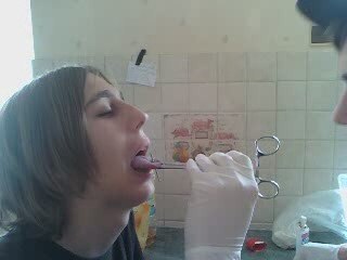 Piercing a la langue