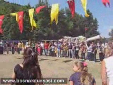 KARAMÜRSEL PİTA ŞENLİĞİ 2009 ( bosnakdunyasi.com)