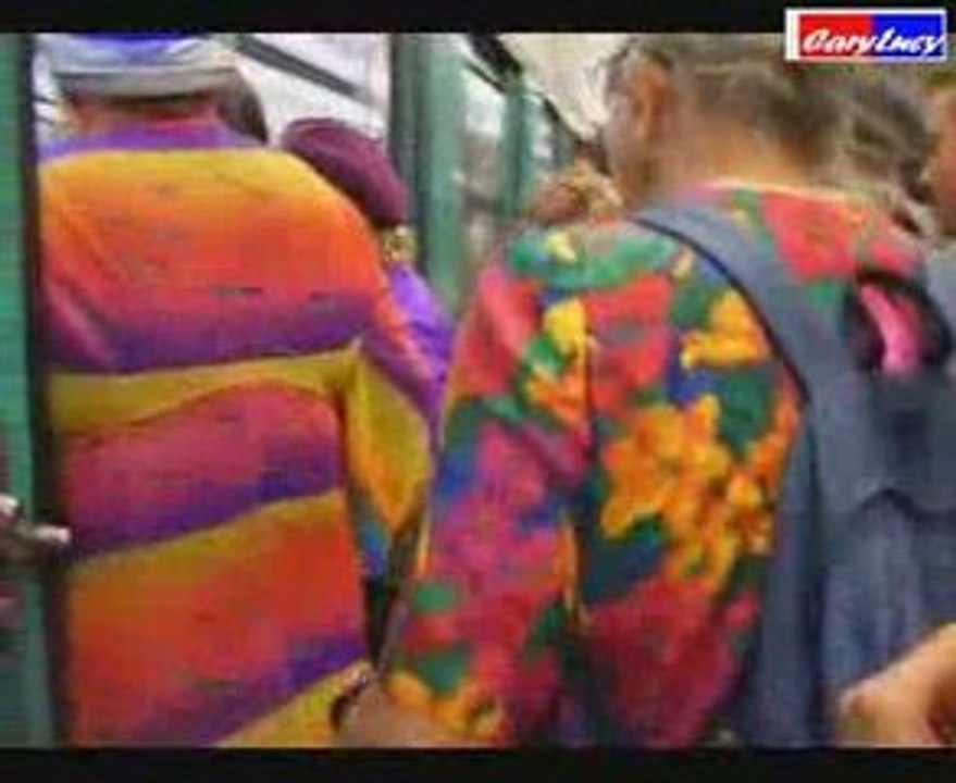 Les Clown de touristes  a Paris