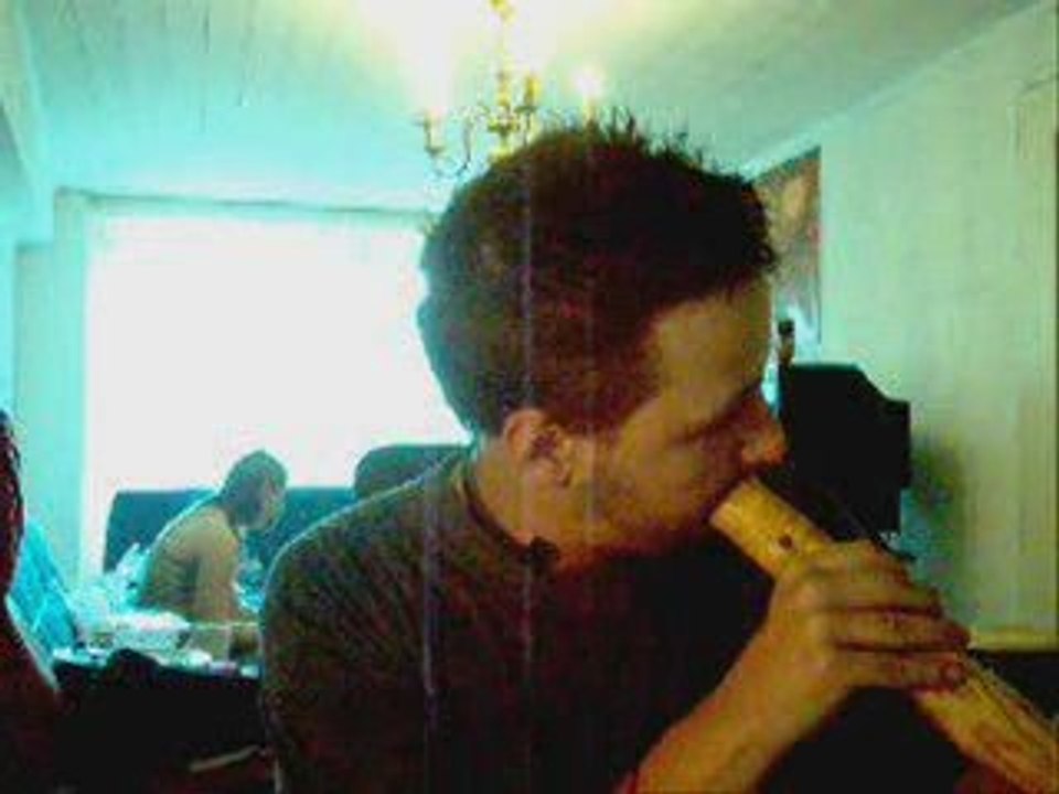 Didgeridoo und Drums Remix (selber aufgenommen)