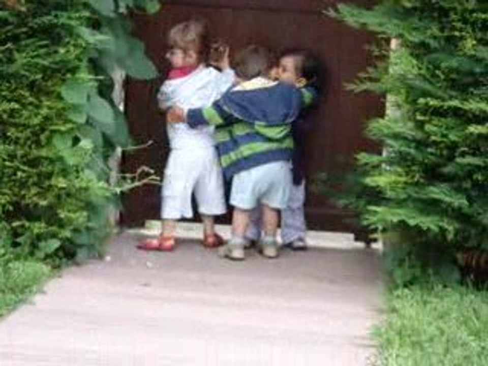 Comme trois amis depuis toujours