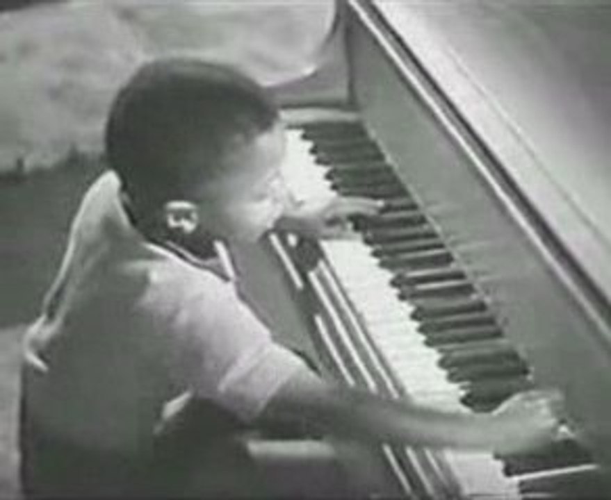 Sugar Chile Robinson - Caldonia (1946)