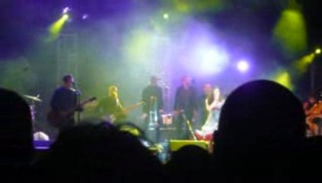 Olivia Ruiz Elle panique