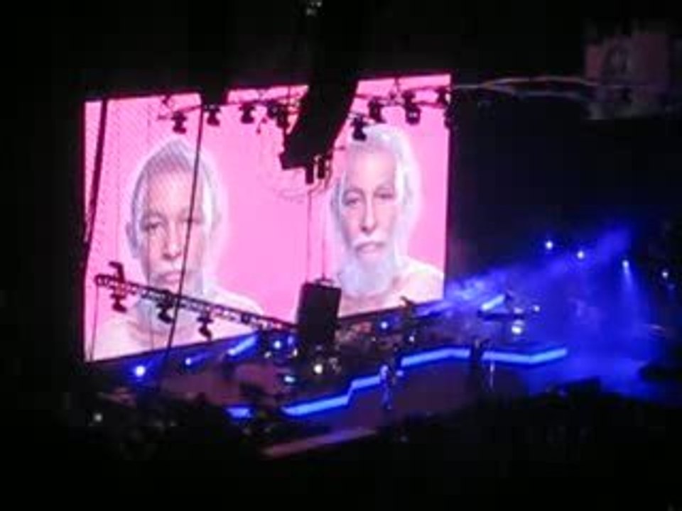 Depeche Mode  01 In Chains  NYC 08.03.2009.