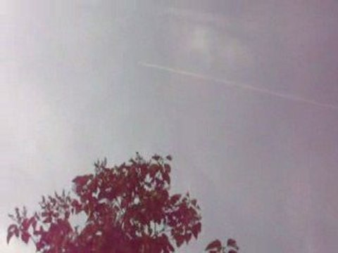 CHEMTRAILS BRUXELLES 12 août 2009 à 12h17