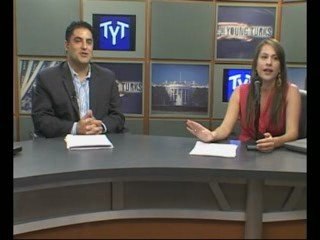 Is Larry King Hitting on Kate Gosselin? And Is She Hot?